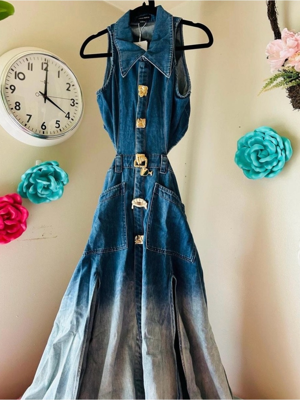 Sleeveless Denim Maxi Dress with Gradient Hem - Blue - Picture 5 of 7
